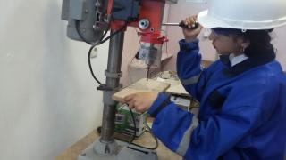 Атырауда білім алатын электрик қыз арманынымен бөлісті