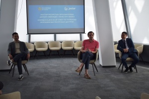 10 июня 2022 года в международном технопарке Astana Hub прошел Координационный совет по развитию молодежных ресурсных центров
