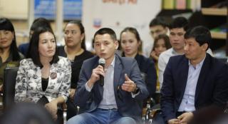 Нұрлан Ноғаев пен Дархан Қалетаев атыраулық жастармен кездесті
