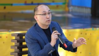 Даурен Абаев встретился с молодыми предпринимателями в лагере "Зерен – 2019"
