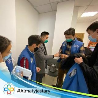 Наурызбай ауданы халыққа қызмет көрсету орталығында «#StopCovAlmaty» акциясын өтті