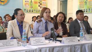 «Жасөспірім және заң» алғашқы вебинарын өткізді